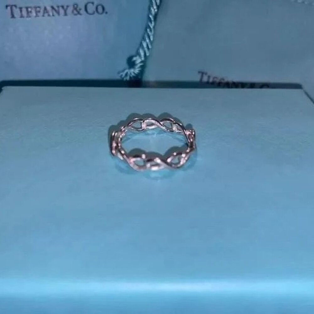 Like New Tiffany & Co. Sterling Silver Infinity Band Ring - Size 4.5